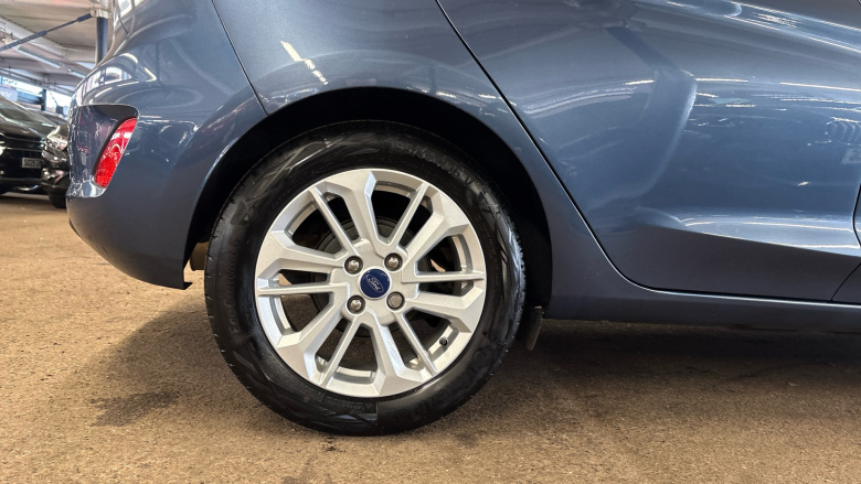 Ford Fiesta 1.0 EcoBoost Titanium 5dr Petrol Hatchback